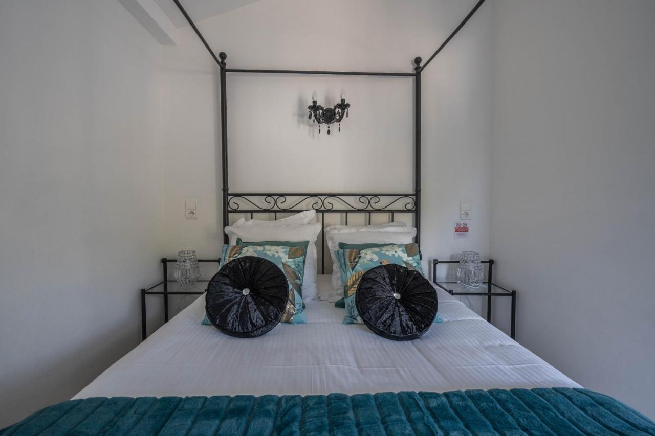 Hotel Le Mediterranee Hyères Екстериор снимка