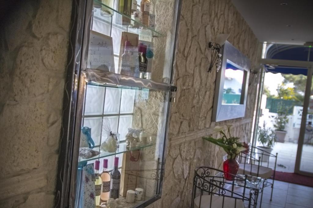 Hotel Le Mediterranee Hyères Екстериор снимка